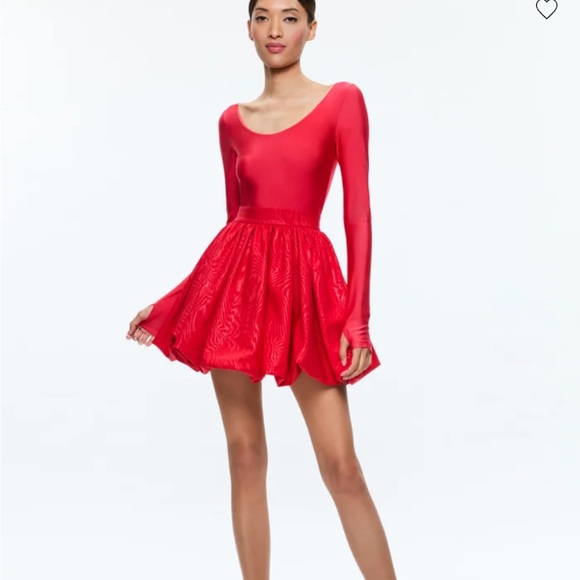 Alice + Olivia
Chara Long
Sleeve Minidress , Red size 0, Sample, New with tag. - Picture 8 of 11